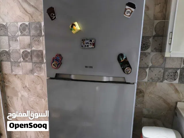 ثلاجه فيستل نضيفه