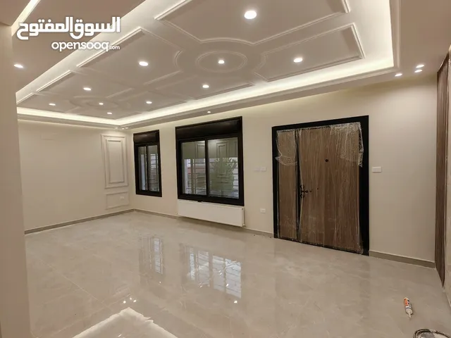360m2 4 Bedrooms Apartments for Sale in Amman Jubaiha