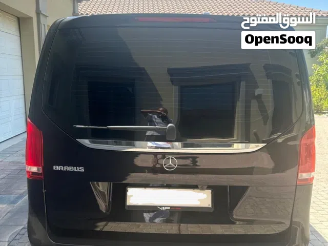 2021 مرسيدس بنز الفئة-V V 250