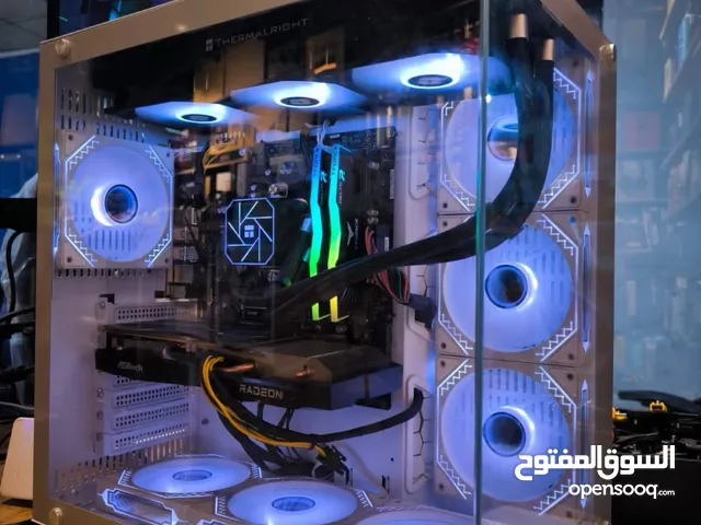 PC GAMING.