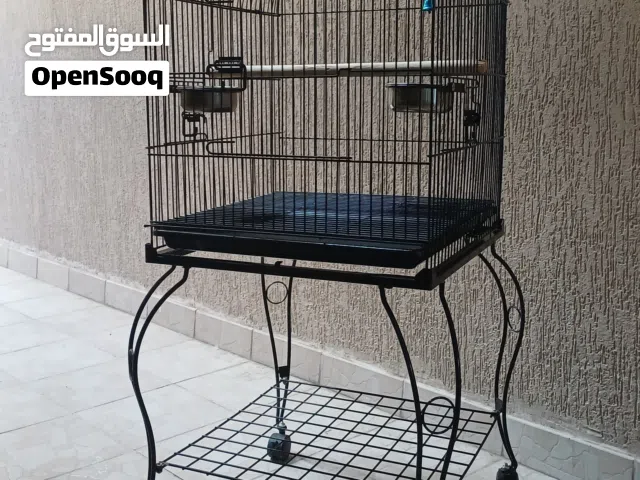 للبيع قفص..