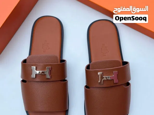 جميييييل ف لابس
