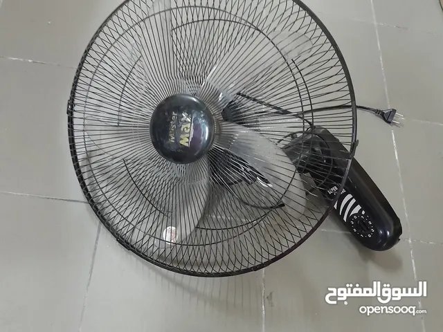 مروحة حائط سوبر ديلوكس 5 فراشات بحال الجديد للبيع