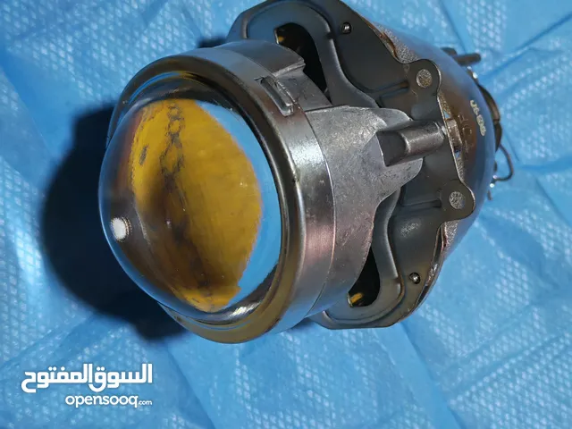 ضوء مع عدسة