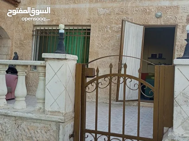شقة أرضية للبيع / طبربور