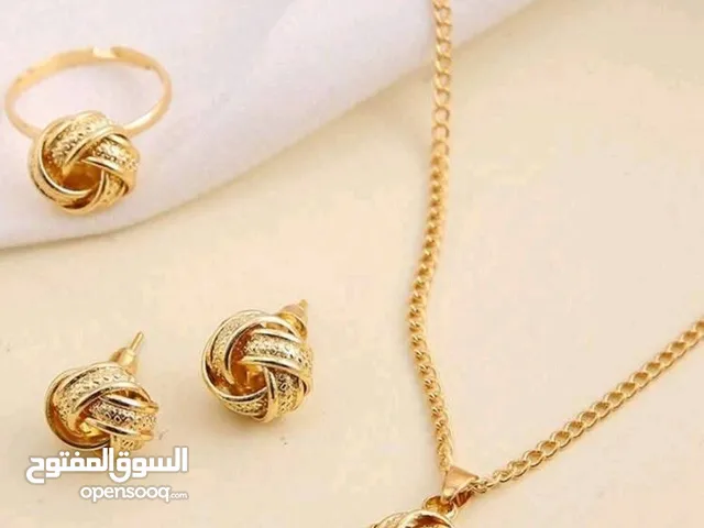 اكسسوارات بيع جمله اخر قطع سعر 9دينار
