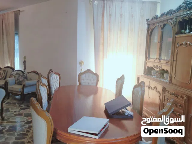1000 m2 More than 6 bedrooms Townhouse for Rent in Basra Briha