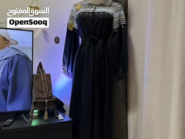 مانيكان شبه جديد