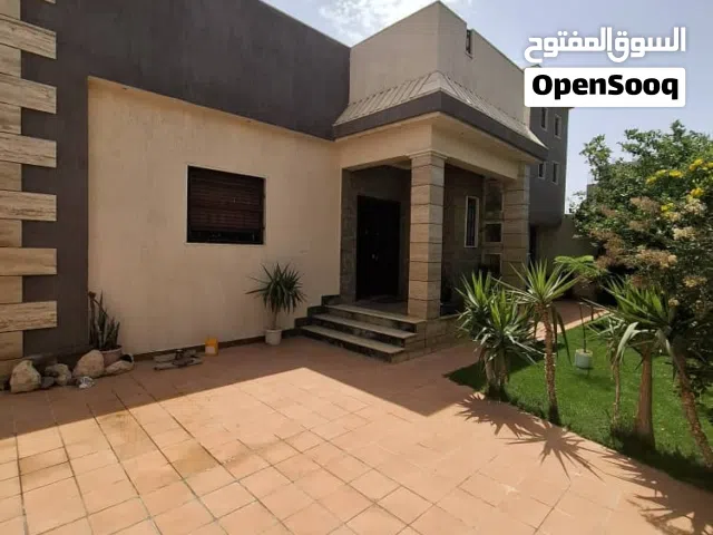 250 m2 5 Bedrooms Villa for Sale in Tripoli Al-Sabaa