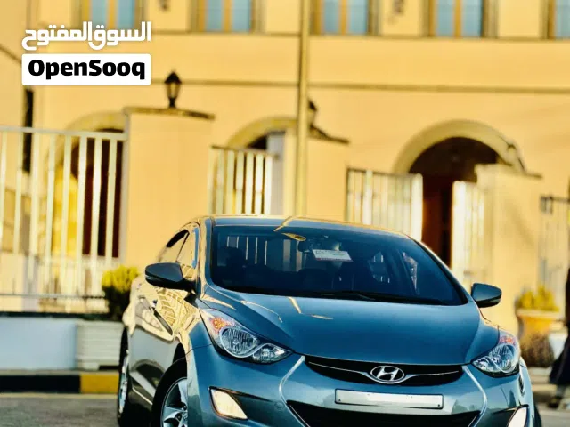 هونداي أفانتي وصول حديث 2012