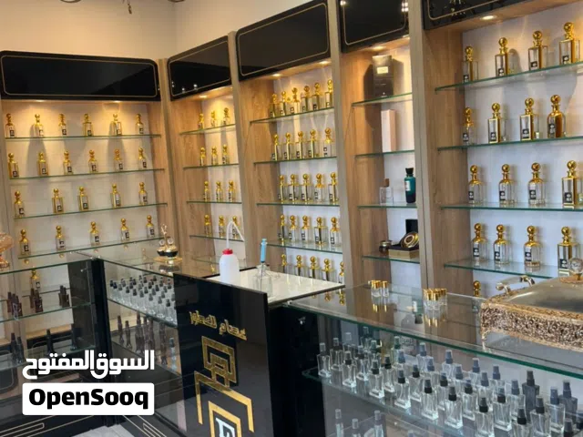 بضاعة عطور للبيع