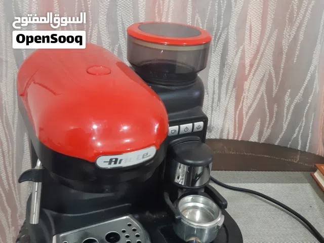 الة قهوة نوع Ariete مستعمله لفترة قصير جداً سعرها 700 وقابل للتفاوض