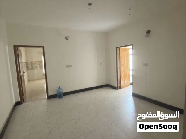 شقة سكنية للايجار في منطقة الجنينه