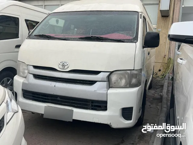 للبيع تويوتا هايس 2018 ركاب سقف عالى شرط الفحص