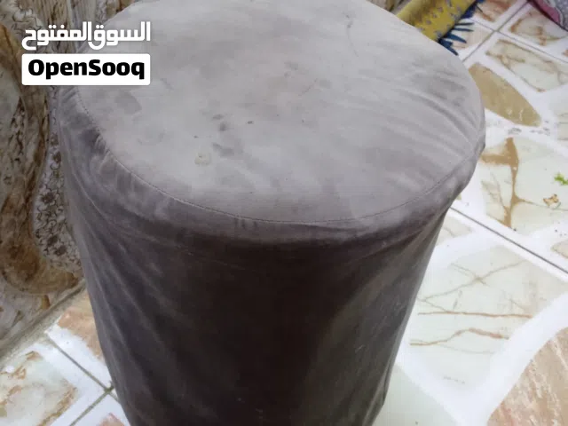 طبله كعده ب5 والمريايه نضيفه مابيه شي