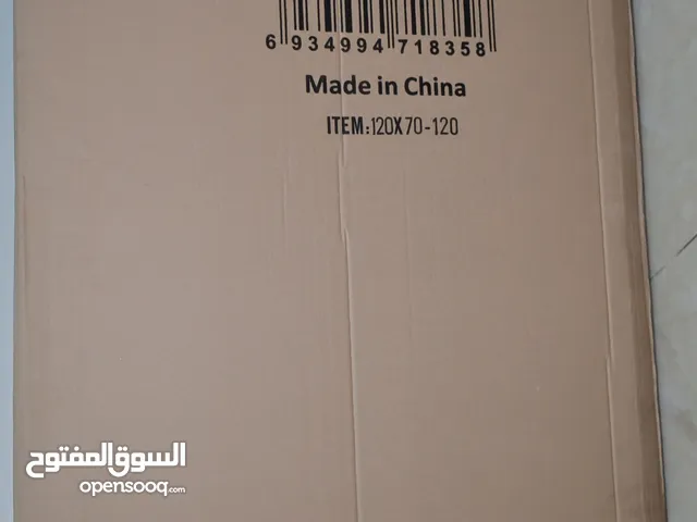 مراية جديدة غير مستعملة 70*120 بها اضاءة لد مخفي