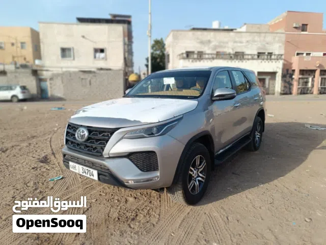 2023 Toyota Fortuner Standard