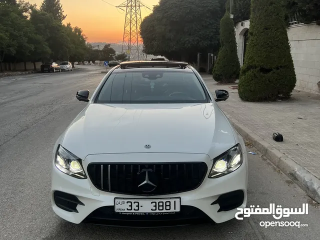 مرسيدس E350 وارد وكالة غرور  لون لؤلؤي