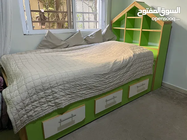تخت مع تخت جرار للبيع