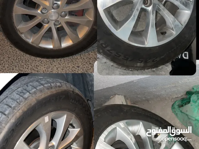 Other 17 Tyre & Rim in Al Ahmadi