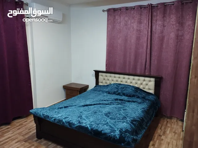 ستوديو للإيجار دكتور او طالب طب بجانب المستشفى العربي