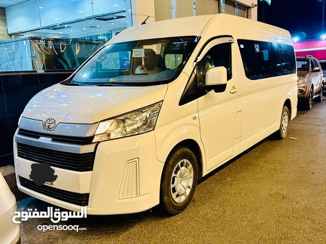 Toyota Hiace 2023 Automatic Diesel