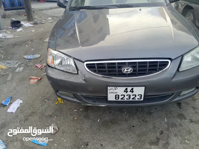 هونداي فيرنا ماتور 1،5 سنجل خالي قص قلبان السيارة نضيفة