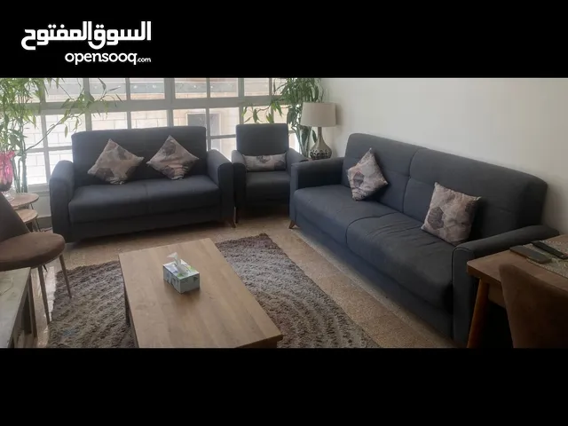 أنتريه حالته كويسة جدا كما هو موضح
