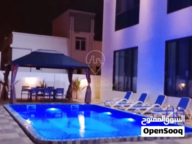 فيلا فاخرة جديدة مع الُاثاث بمنطقة صحلنوت الشمالية بموقع حيوي ونشط بجميع الخدمات وعلى الشارع العام