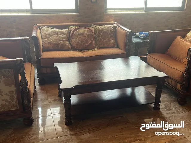 طقم كنب أمريكي ثقيل حفر مع طاولات للبيع