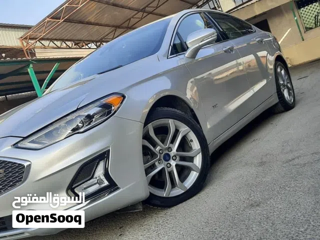 Sedan Ford in Irbid