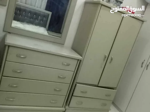 غرفة نوم للبيع