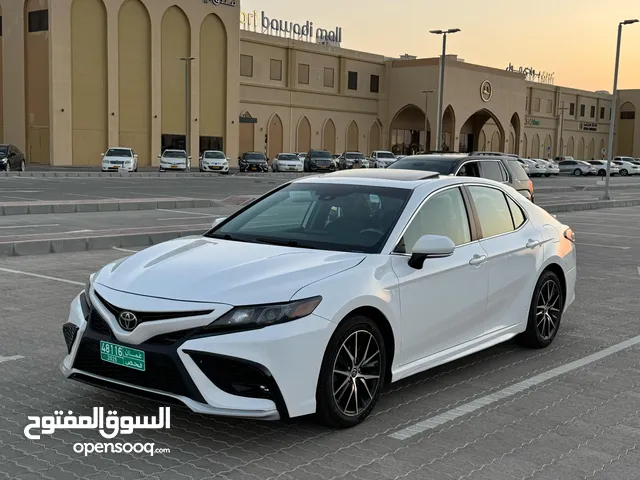كامري SE 2022 لفل رقم واحد