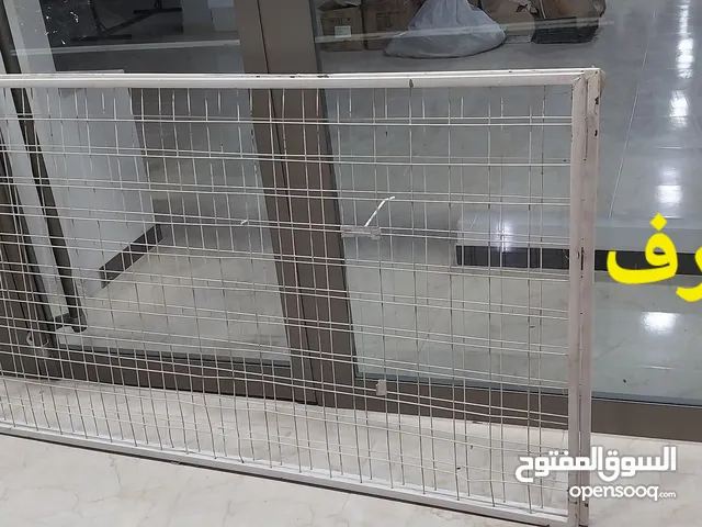 ديكور محل للبيع