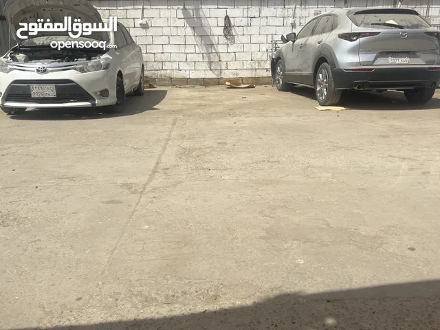 ورشة للايجار حي الجوهرة معارض السيارات