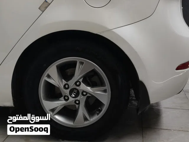 ويل كب حجم 15 مال النترا 24 مع الاطارات جيب وشد