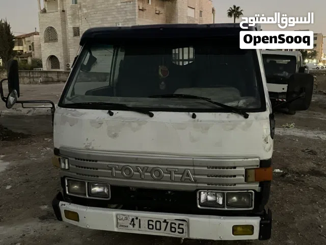 قلاب تويوتا 2 متر للبيع