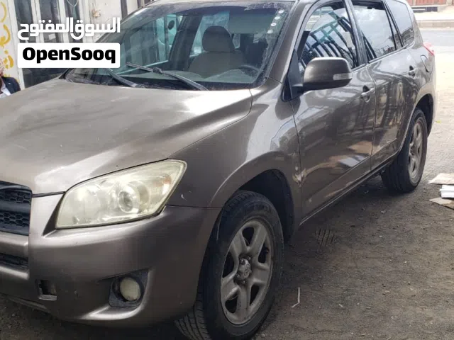 2011 تويوتا راف فور EX