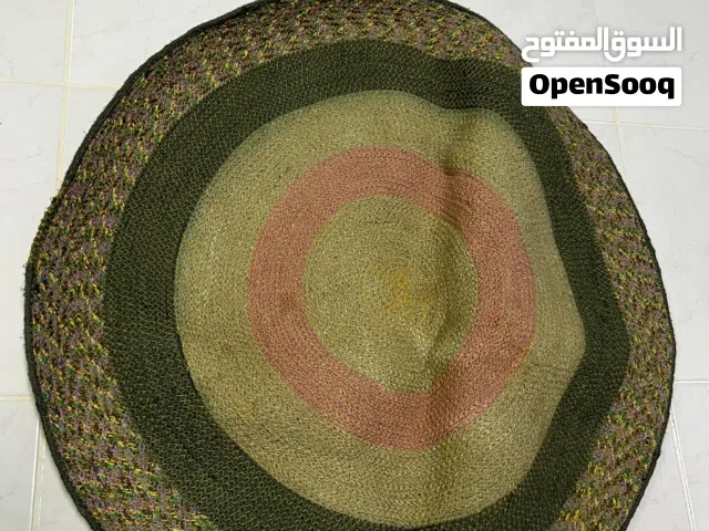 Beautiful round shape rug