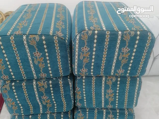 مساند حجم كبير بحاله ممتازه 40*60