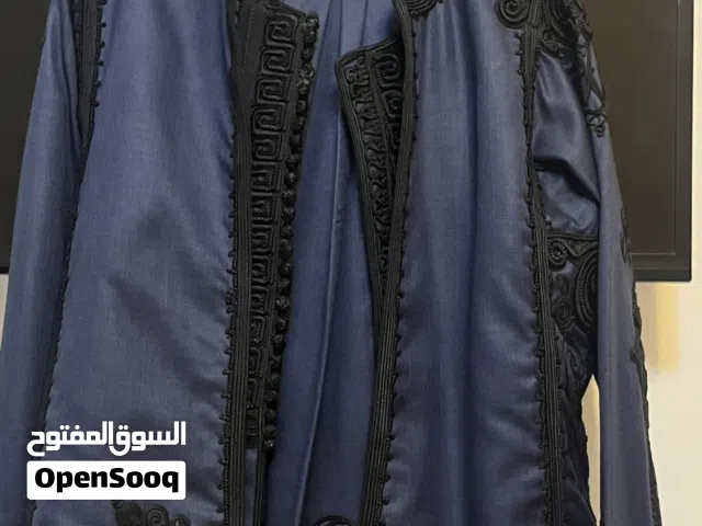 زبون مستعمل تلاته قطع ازرق كحلي نص يد سعر230ديناررقم الهاتف