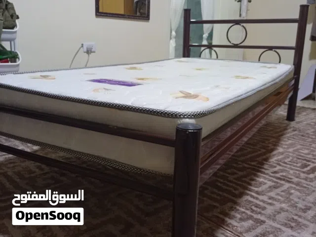 هيكل سرير حديد عدد 2