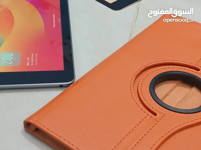 ايباد 6 تحديثios 17 32 GPو حاله ممتازه و معه شاحن و كفر و حمايه