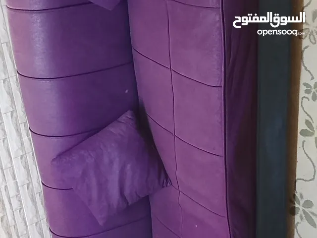 طقم كنب مستعمل للبيع بسعر مغري