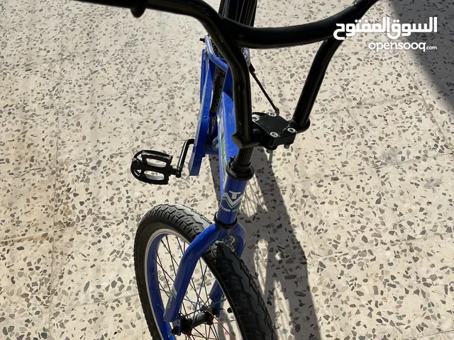 بسكليت مستعمل بحاله ممتازه جنط 24 لون ازرق + هدية منفاخ