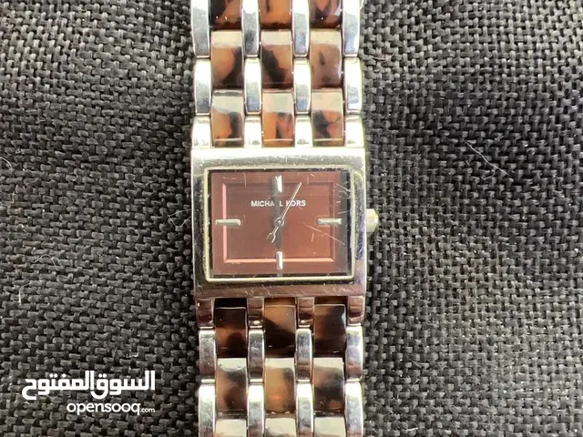 Micheal Kors Watch MK 4194, 26mm case dimension, Stainless steel, Quartz movement, Smooth bezel.