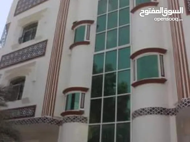 324m2 5 Bedrooms Apartments for Rent in Aden Other