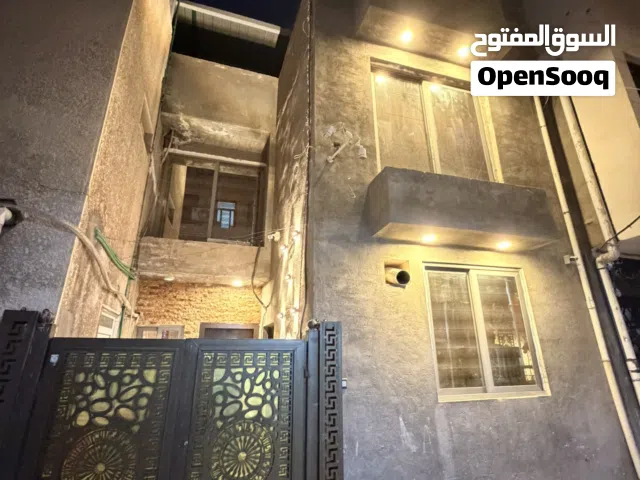بيت في سبع ابكار