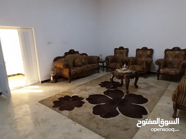 400 m2 2 Bedrooms Villa for Sale in Basra Abu Al-Khaseeb