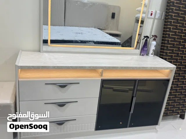 غرفه نوم ب 3000 بدون مرتبه السرير
